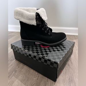 CA Carrini Women’s Boots - Black Suede (Size 8)